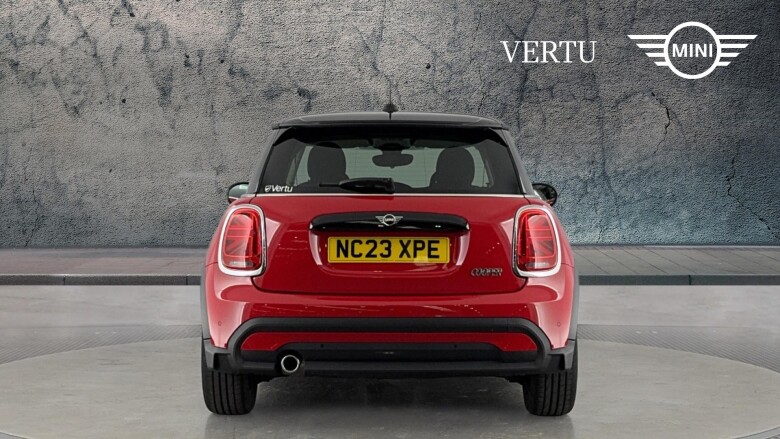 MINI Hatchback 1.5 Cooper Classic Premium 3dr Petrol Hatchback